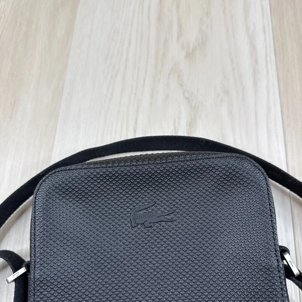 Lacoste Mens Black Polyamide Lining Chantaco Zip Closure Crossbody Camera Bag
